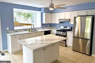 21780 Canfield Terrace, Sterling, VA 20164 - Photo 11