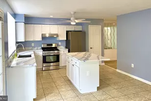 21780 Canfield Terrace, Sterling, VA 20164 - Photo 9