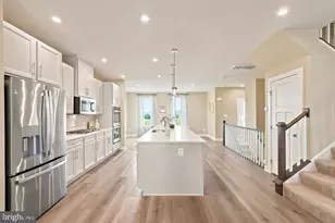 24274 Thurso Sq, Dulles, VA 20166 - Photo 3