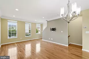25156 Monteith Terrace, Chantilly, VA 20152 - Photo 3