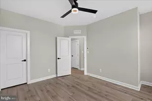 21847 Express Ter, Ashburn, VA 20147 - Photo 37