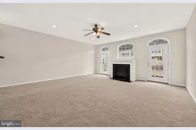 22997 Bulwark Terrace, Ashburn, VA 20148 - Photo 5