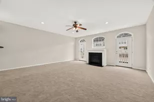22997 Bulwark Terrace, Ashburn, VA 20148 - Photo 5