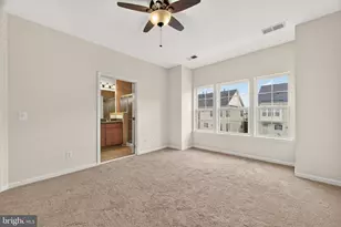 22997 Bulwark Terrace, Ashburn, VA 20148 - Photo 19