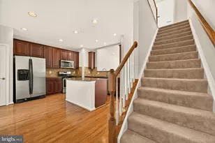 22997 Bulwark Terrace, Ashburn, VA 20148 - Photo 13