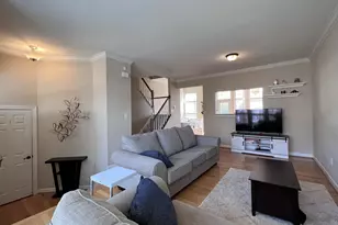 47692 Woolcott Square, Sterling, VA 20165 - Photo 5