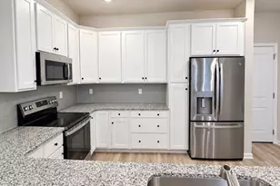 42635 Darala Dr, Ashburn, VA 20147 - Photo 5