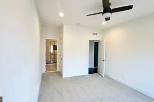 20265 Oak Bluff Dr, Ashburn, VA 20147 - Photo 35