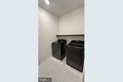 20265 Oak Bluff Drive, Ashburn, VA 20147 - Photo 27