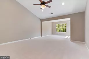 20804 Miranda Falls Square, Sterling, VA 20165 - Photo 17