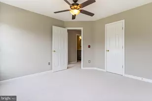 20804 Miranda Falls Square, Sterling, VA 20165 - Photo 25
