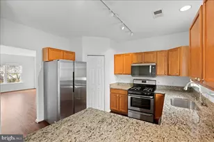 522 Lilac Terrace NE, Leesburg, VA 20176 - Photo 11