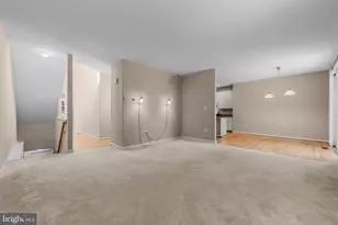 21768 Tottenham Hale Ct, Sterling, VA 20166 - Photo 3
