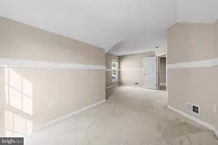 21768 Tottenham Hale Ct, Sterling, VA 20166 - Photo 19