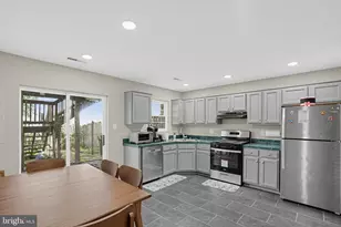 43030 Demerrit St, Chantilly, VA 20152 - Photo 11