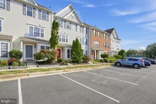 43030 Demerrit St, Chantilly, VA 20152 - Photo 3