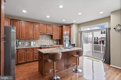 25097 Croxley Green Square, Aldie, VA 20105 - Photo 5