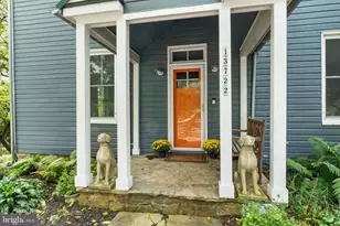 13722 Hiddenhollow Ln, Leesburg, VA 20176 - Photo 3