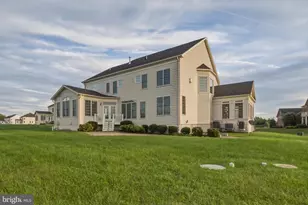 40420 Diggins Ct, Leesburg, VA 20175 - Photo 5