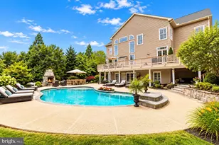 21373 Larue Ct, Ashburn, VA 20148 - Photo 11