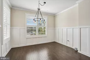 23286 Southdown Manor Terrace, Ashburn, VA 20148 - Photo 9