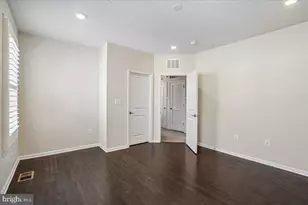 23286 Southdown Manor Terrace, Ashburn, VA 20148 - Photo 23