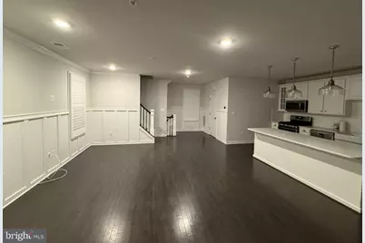 23286 Southdown Manor Terrace #105, Ashburn, VA 20148 - Photo 3