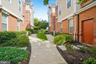 23286 Southdown Manor Terrace, Ashburn, VA 20148 - Photo 41