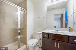 21521 Willow Breeze Sq, Ashburn, VA 20147 - Photo 27