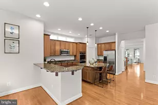 42755 Chatelain Cir, Brambleton, VA 20148 - Photo 15