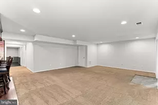 42755 Chatelain Cir, Brambleton, VA 20148 - Photo 57