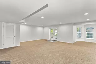 42755 Chatelain Cir, Brambleton, VA 20148 - Photo 59