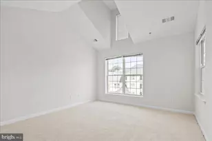 25300 Lake Mist Square, Chantilly, VA 20152 - Photo 25