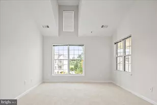 25300 Lake Mist Square, Chantilly, VA 20152 - Photo 27