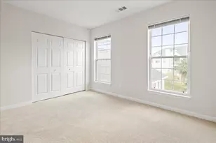 25300 Lake Mist Square, Chantilly, VA 20152 - Photo 31