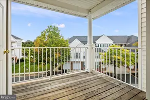 25300 Lake Mist Square, Chantilly, VA 20152 - Photo 23