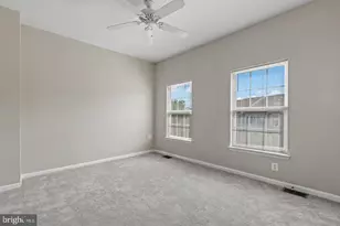 21844 Kelsey Square, Ashburn, VA 20147 - Photo 27