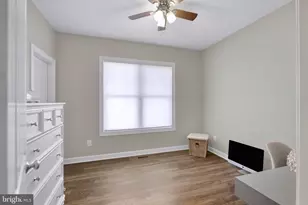 44642 Petersham Dr, Ashburn, VA 20147 - Photo 23
