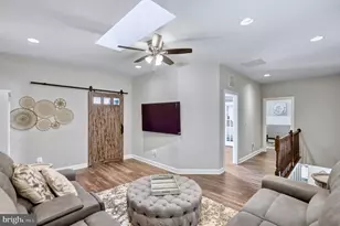 44642 Petersham Dr, Ashburn, VA 20147 - Photo 19