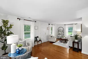 35121 Bloomfield Rd, Round Hill, VA 20141 - Photo 13