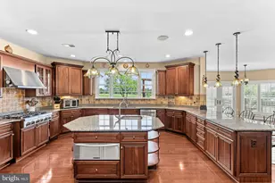 16544 Goldencrest Cir, Purcellville, VA 20132 - Photo 31