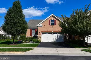 20914 Rocky Knoll Square, Ashburn, VA 20147 - Photo 3