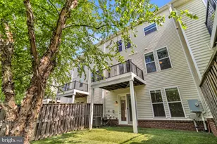 42279 Fox Tracks Terrace, Brambleton, VA 20148 - Photo 45