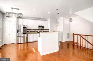 42203 Shorecrest Terrace, Aldie, VA 20105 - Photo 9