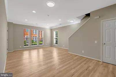 42790 Lauder Terrace, Ashburn, VA 20147 - Photo 9