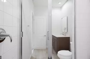 42213 Shining Star Sq, Ashburn, VA 20148 - Photo 23