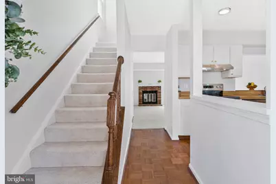 218 Saint Johns Square, Sterling, VA 20164 - Photo 3