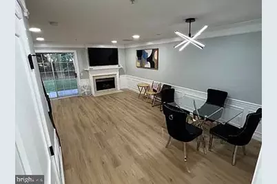 46930 Courtyard Square, Sterling, VA 20164 - Photo 23