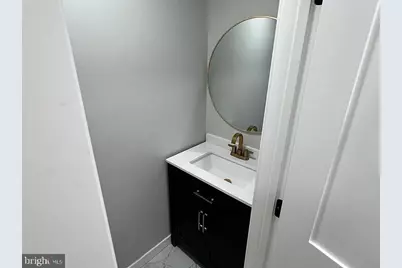 46930 Courtyard Square, Sterling, VA 20164 - Photo 19