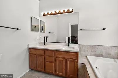 47582 Comer Square, Sterling, VA 20165 - Photo 23